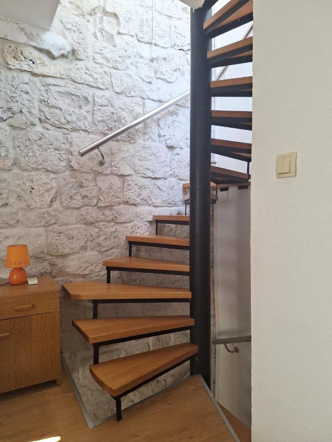 Apartment Tonka Trogir Exterior foto